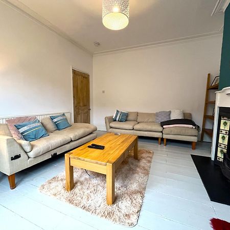Charming Cottage Retreat With Garden - Sleeps 12 Бристоль Экстерьер фото