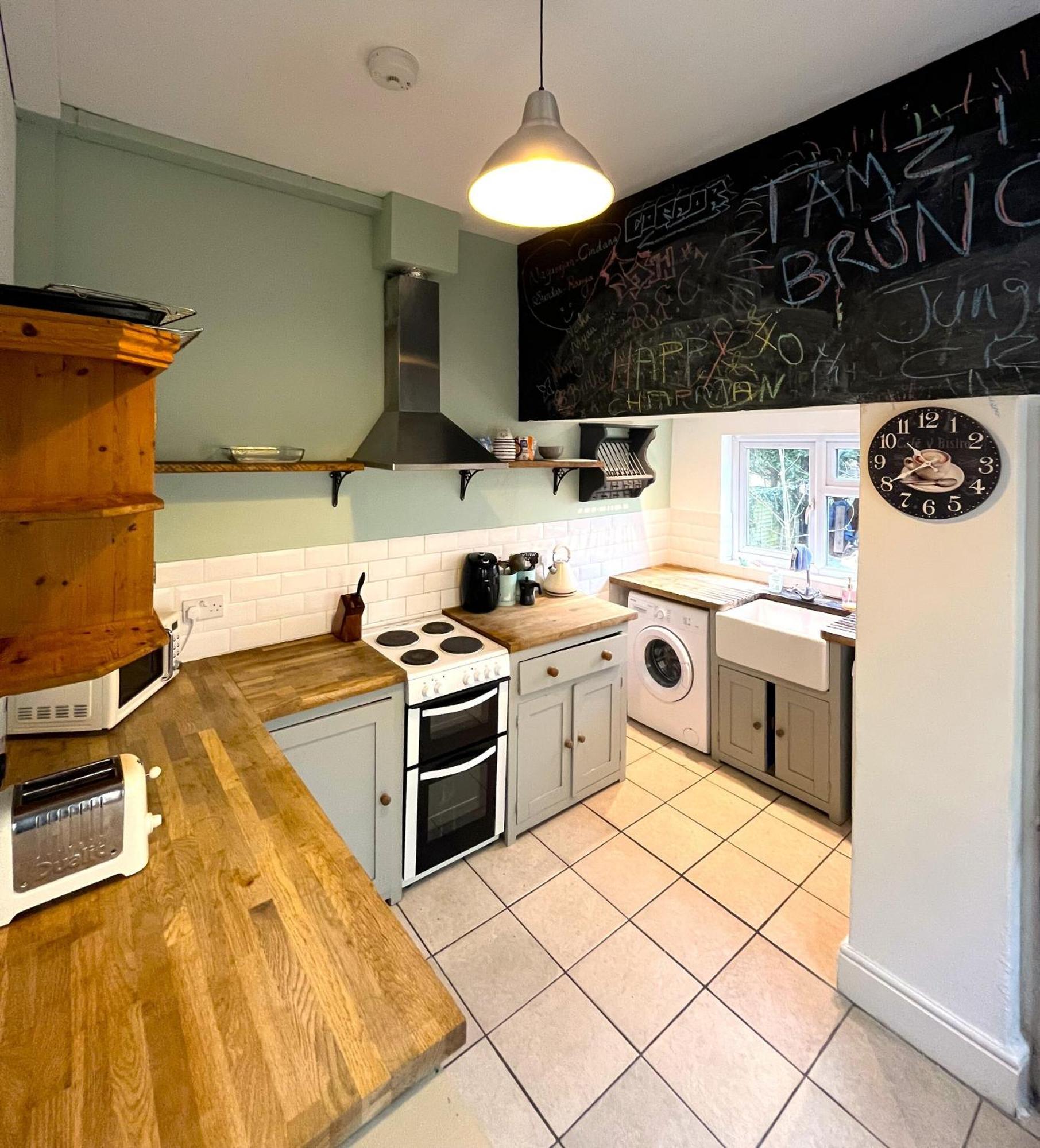 Charming Cottage Retreat With Garden - Sleeps 12 Бристоль Экстерьер фото